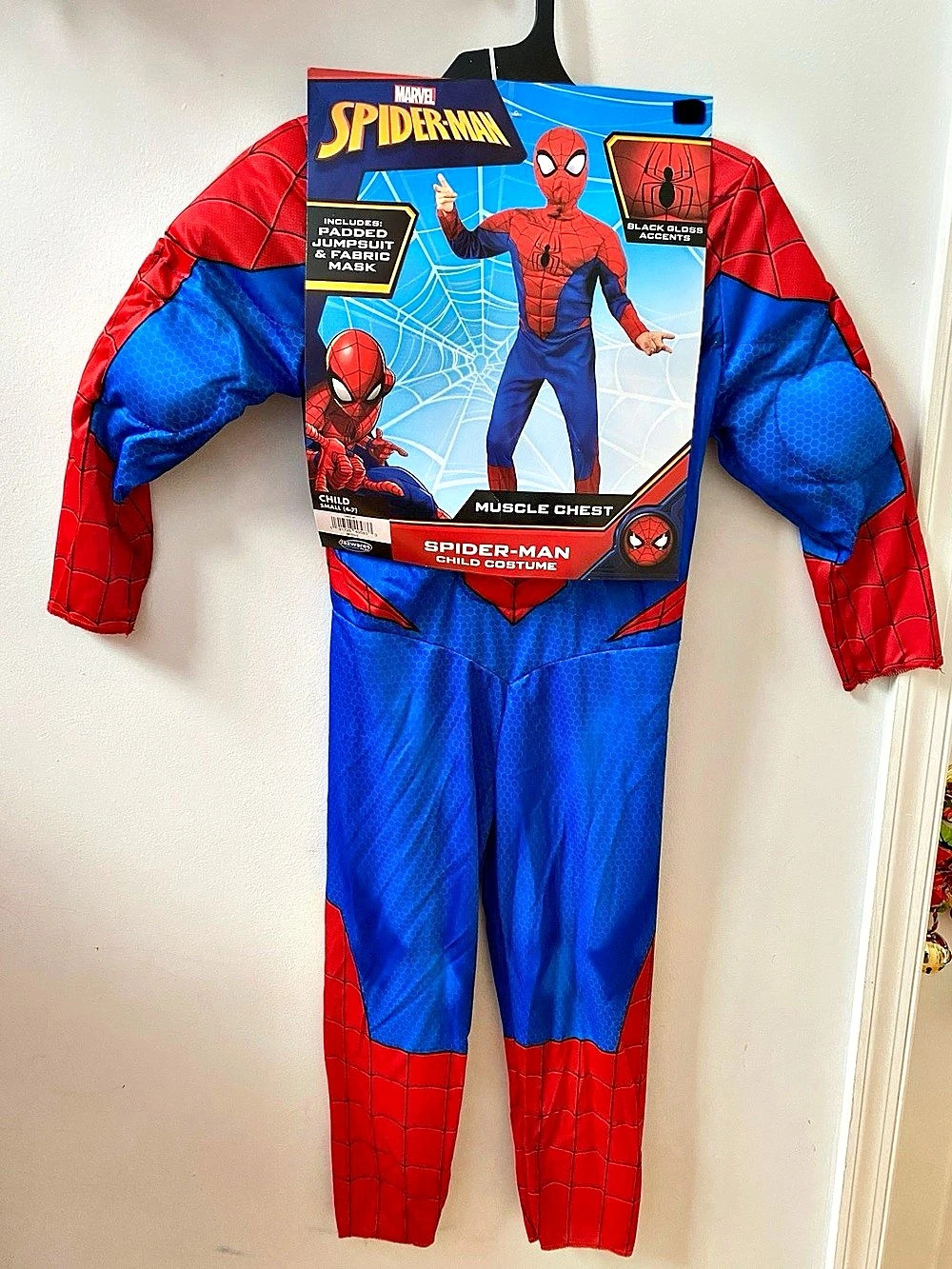 Marvel Spider-Man Muscle Chest Child Costume Superhero Costume Size 8/10 NWT